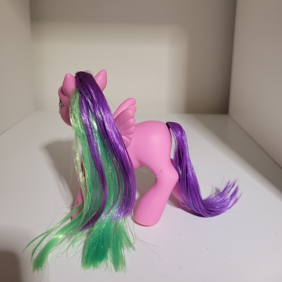 My Little Pony Coconut Grove Pegasus MLP - Picture 3 of 3